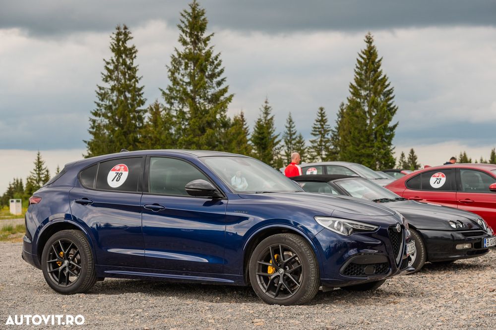 Alfa Romeo Stelvio 2.0 Turbo AWD AT8 Veloce - 4