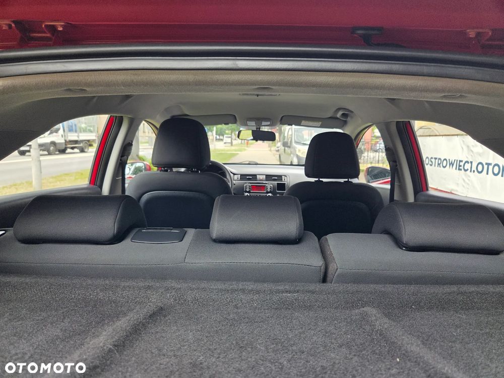 Kia Rio 1.2 Attract - 11