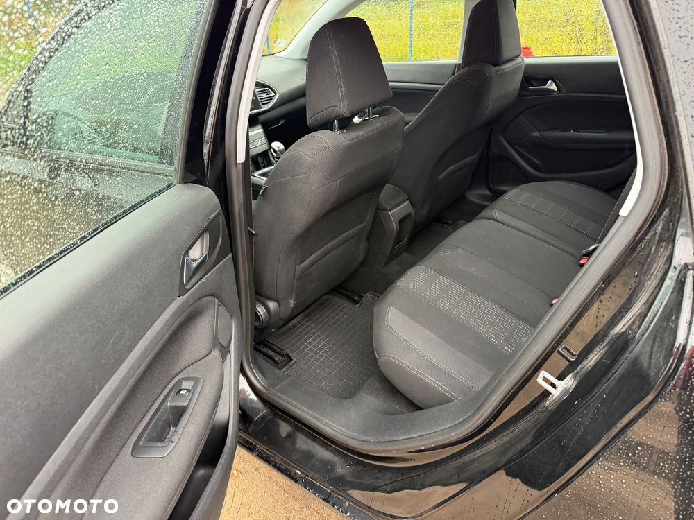 Peugeot 308 - 16