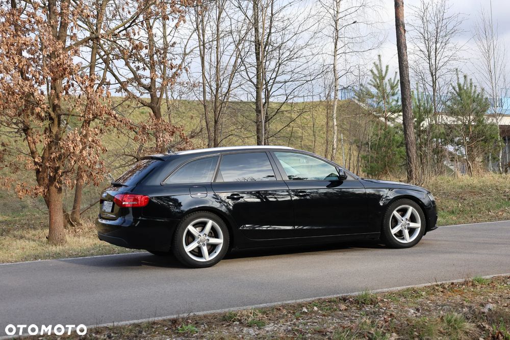 Audi A4 Avant 2.0 TDI DPF - 12