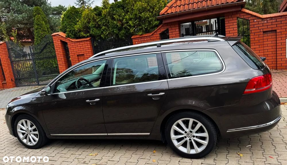 Volkswagen Passat 2.0 TDI Highline DSG - 17