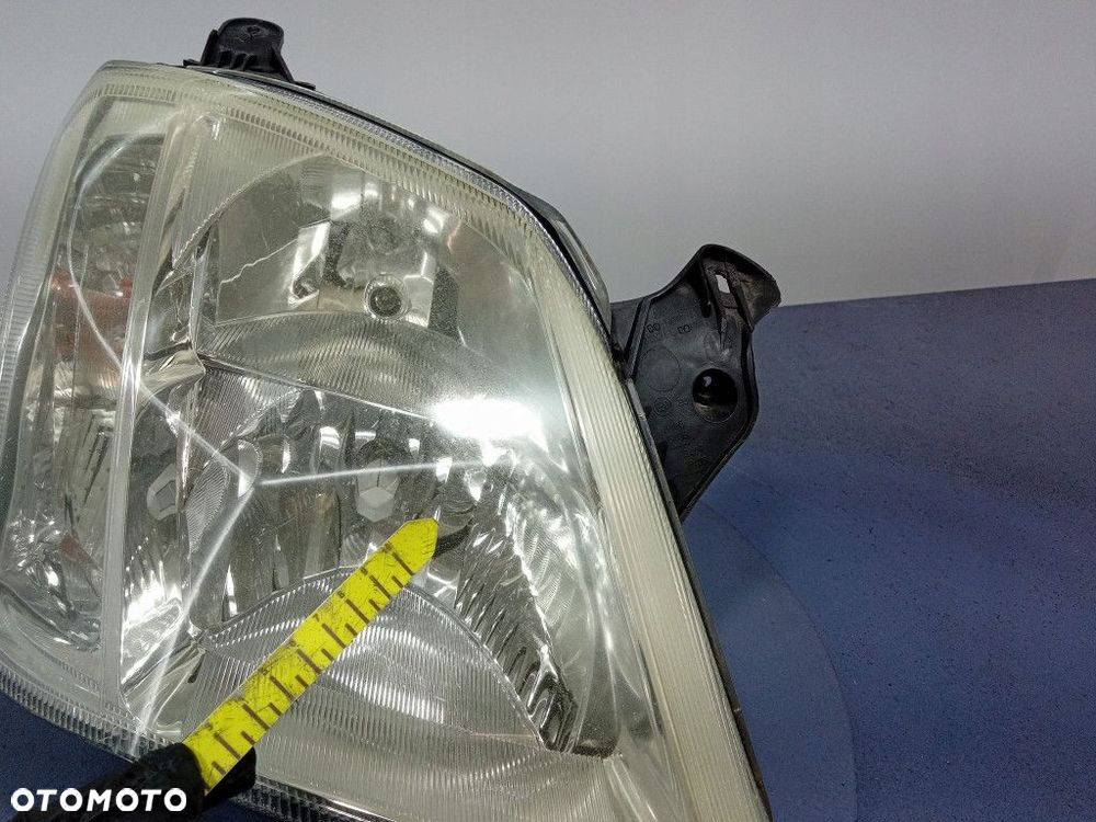 OPEL MERIVA A REFLEKTOR PRAWY LAMPA EU 93321053 - 5