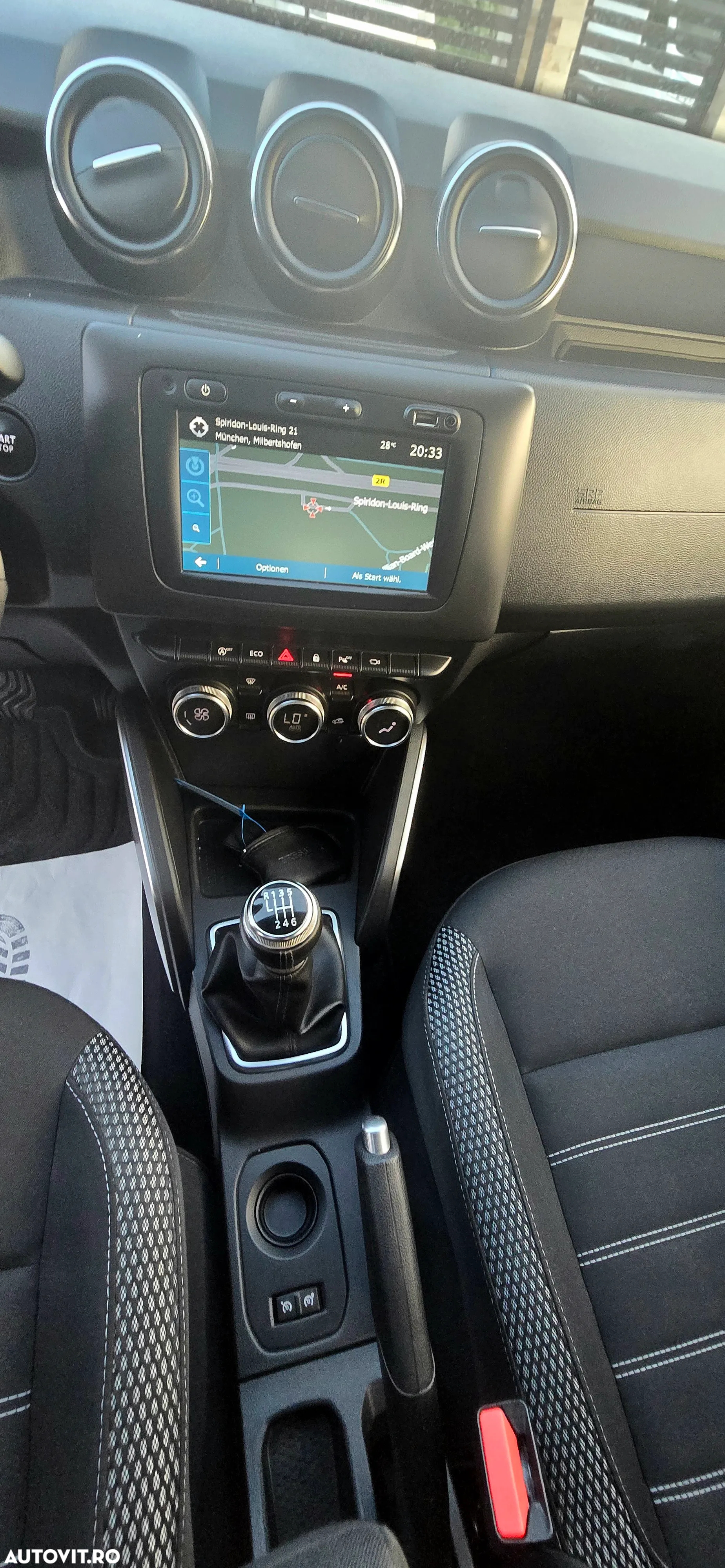 Dacia Duster TCe 150 GPF Prestige - 24