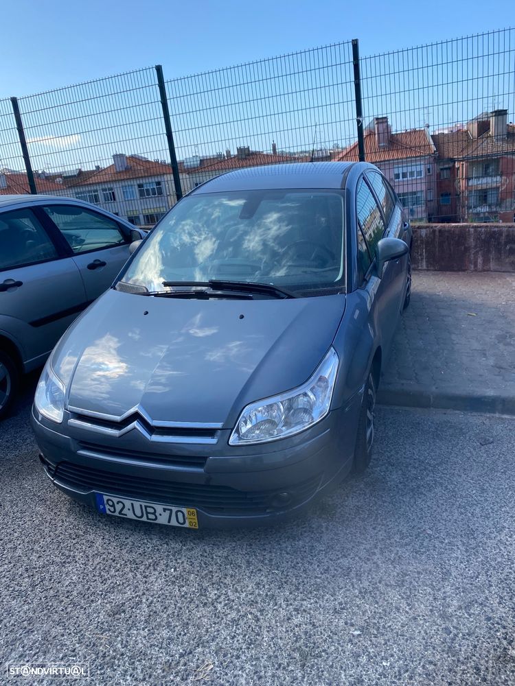 Citroën C4 1.6 16V Style - 2