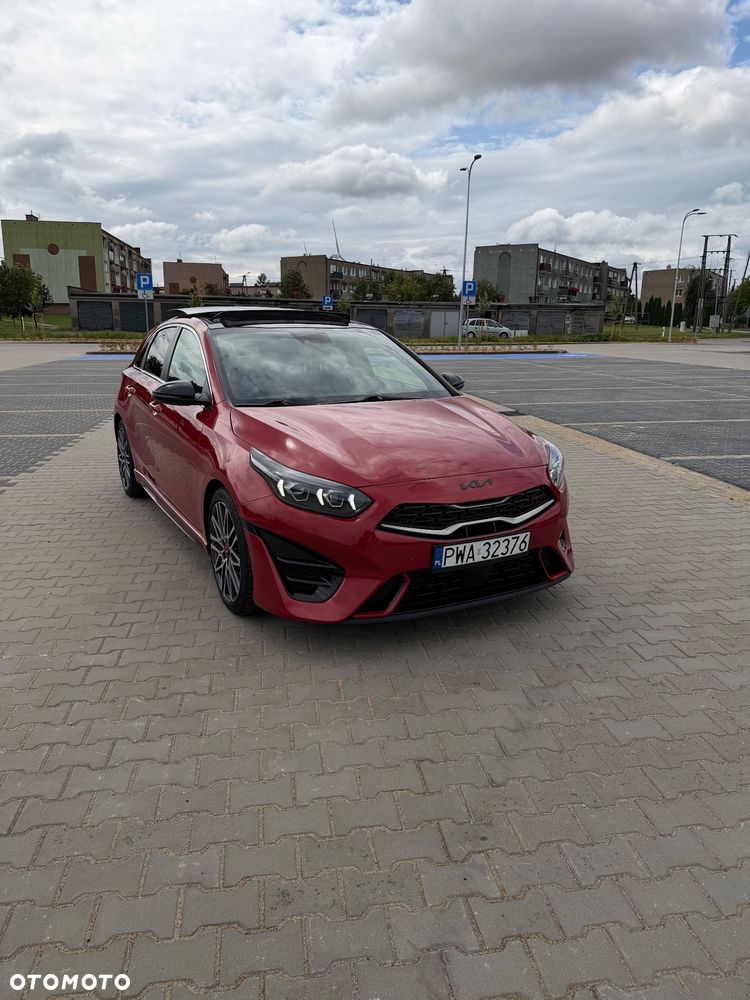 Kia Ceed - 1