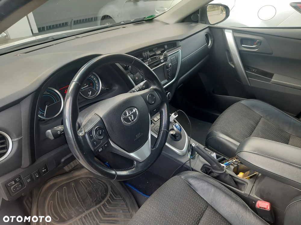 Toyota Auris 1.8 HSD Luna - 7