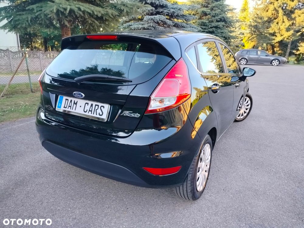 Ford Fiesta 1.25 Titanium EU5 - 11