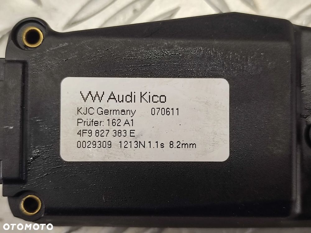 AUDI Q7 4L 05-15R ZAMEK KLAPY BAGAŻNIKA TYŁ DOCIĄG 4F9827383 E - 3