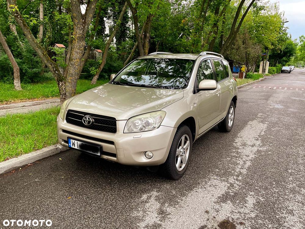 Toyota RAV4 2.2 D-4D Luna - 2