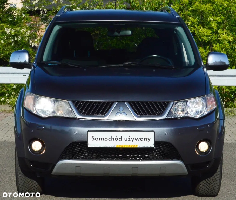 Mitsubishi Outlander - 22