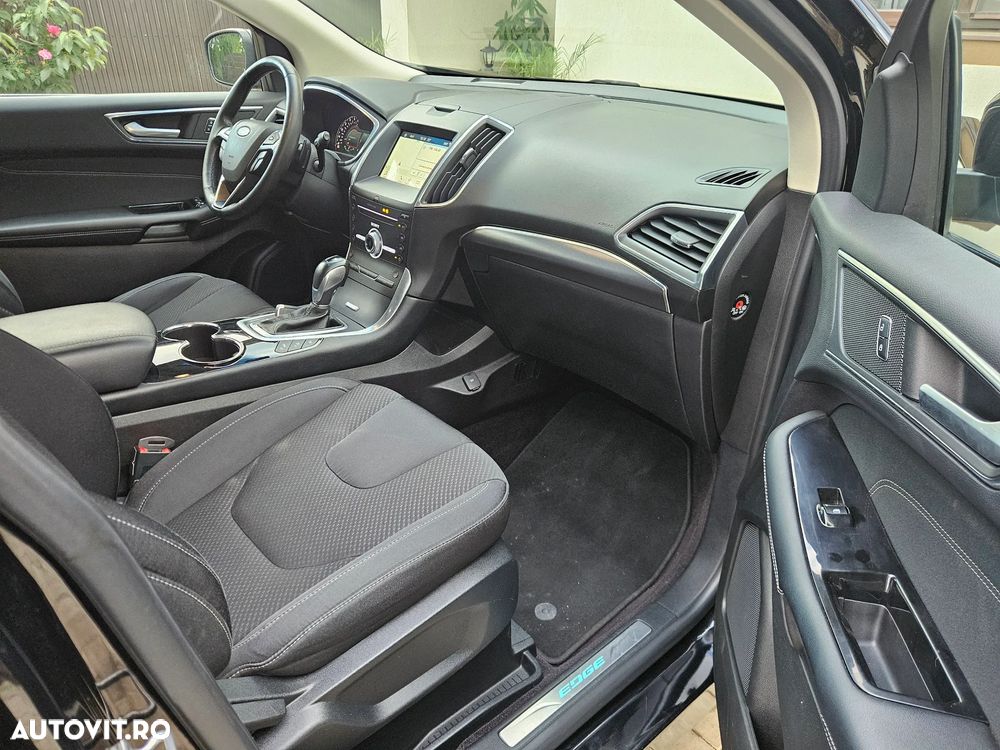Ford Edge 2.0 TDCi Powershift Titanium - 6