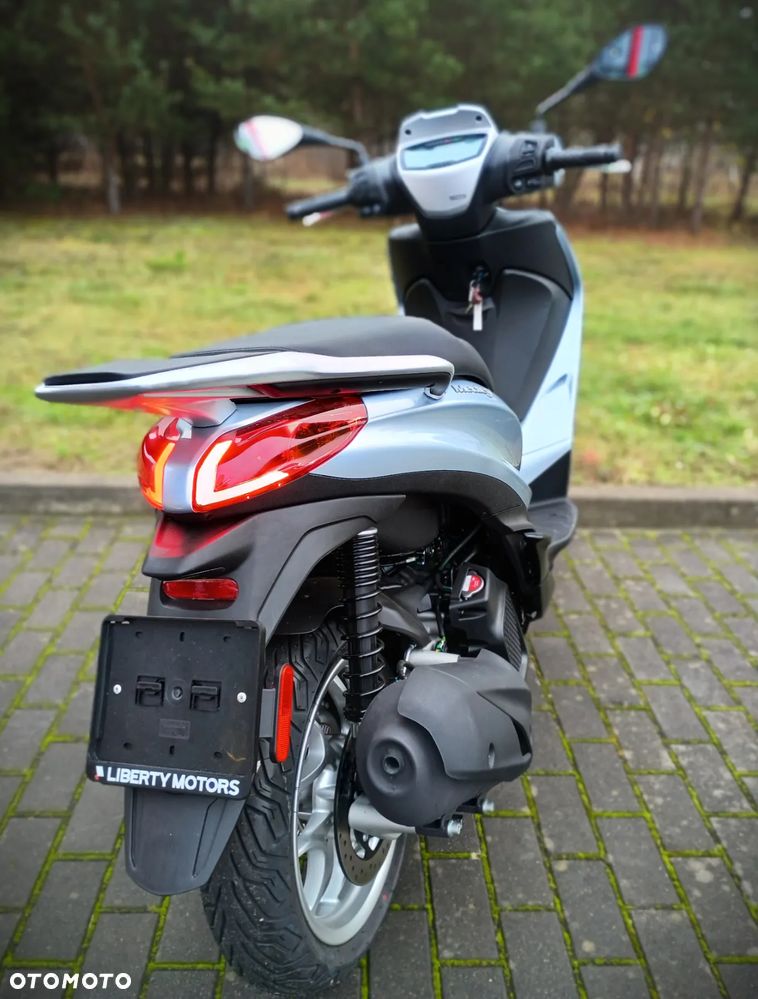 Piaggio Medley - 3