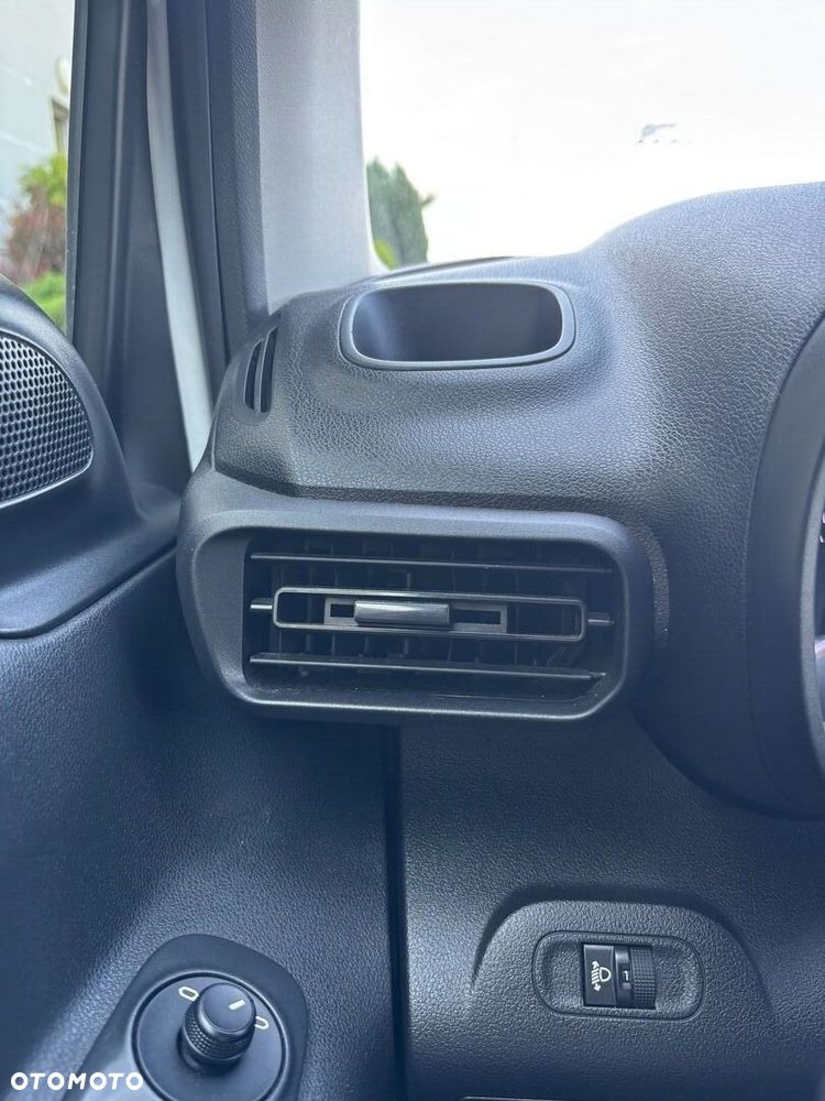 Toyota Proace City Verso 1.5 D-4D Combi - 16
