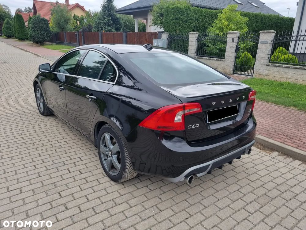 Volvo S60 - 3