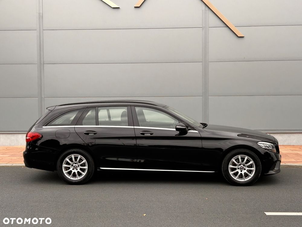 Mercedes-Benz Klasa C 200 d T 9G-TRONIC Exclusive - 22