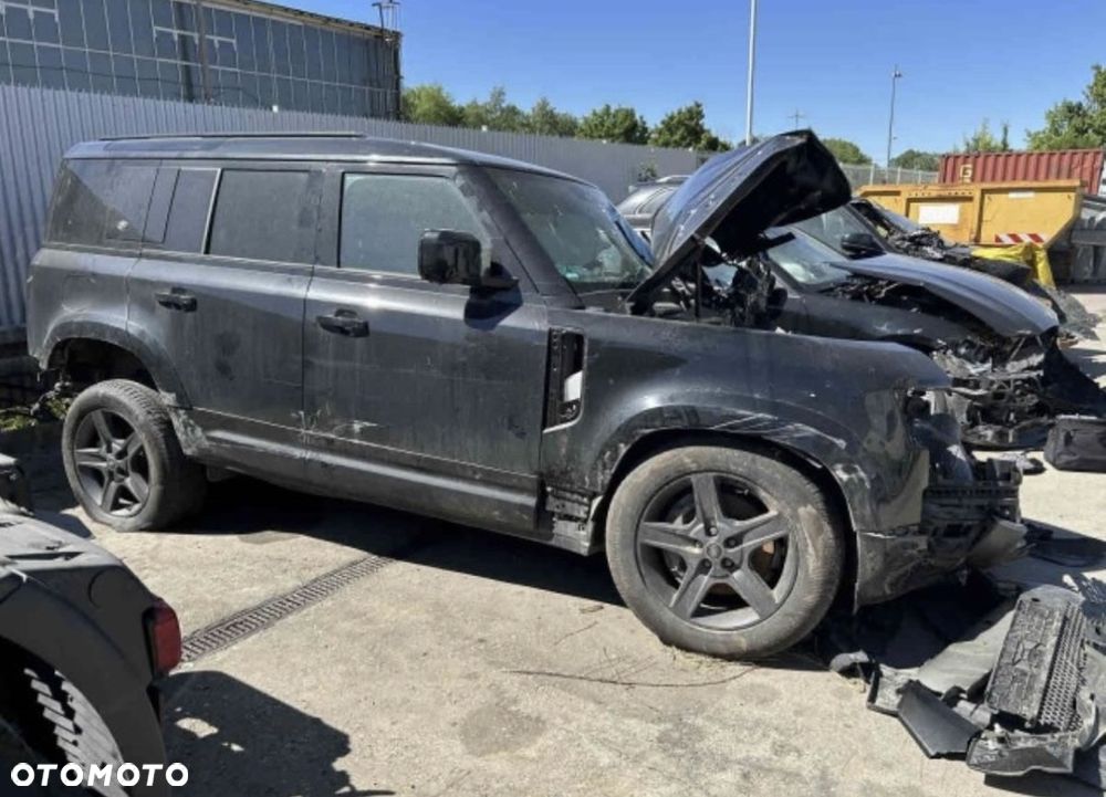 Land Rover Defender 110 D300 X-Dynamic HSE - 1