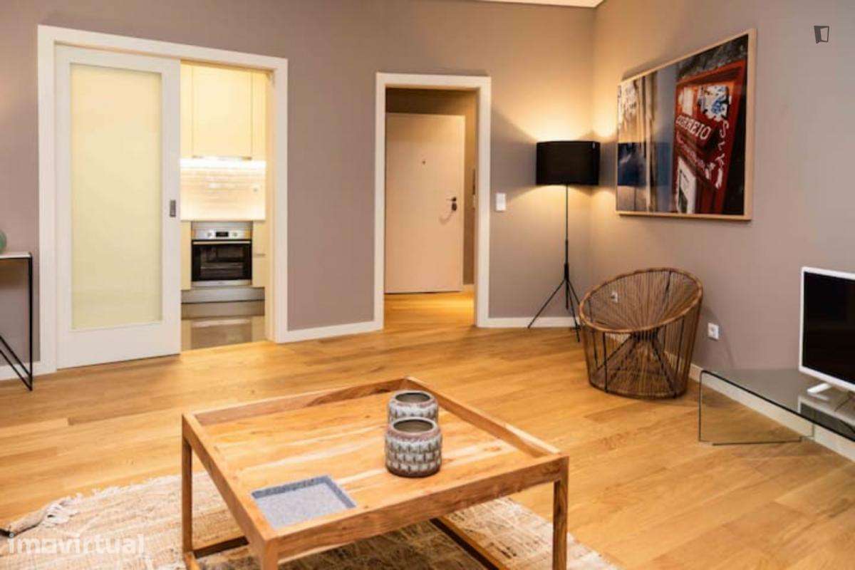 Apartamento com 2 quartos - localizado em Vitória Porto - Grande imagem: 5/22