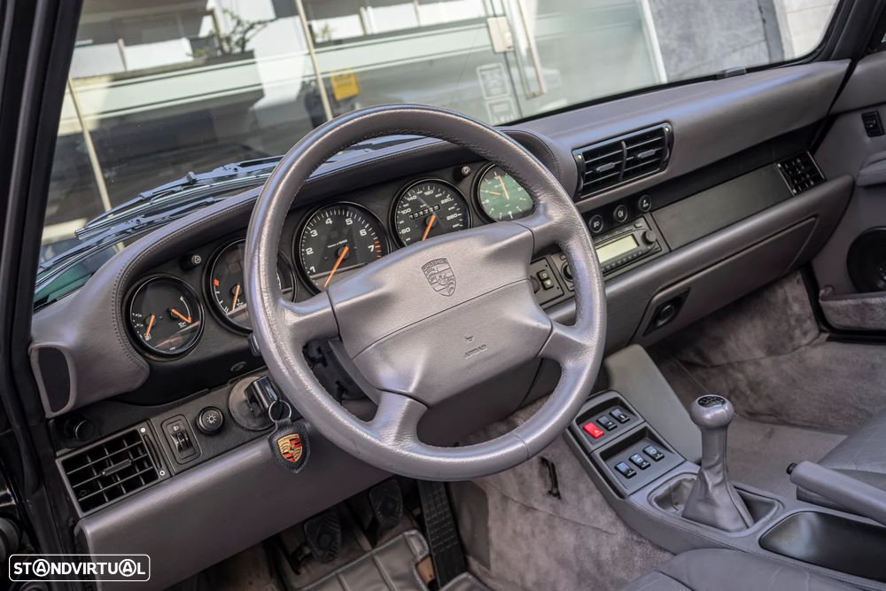 Porsche 911 (993) Targa 3.6 - 11
