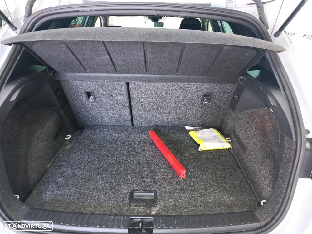 SEAT Arona 1.0 TSI FR - 10