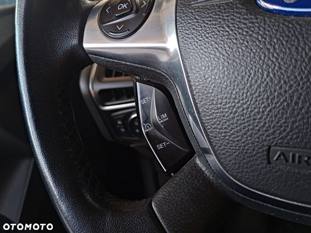 Ford Focus 1.6 EcoBoost Titanium - 17