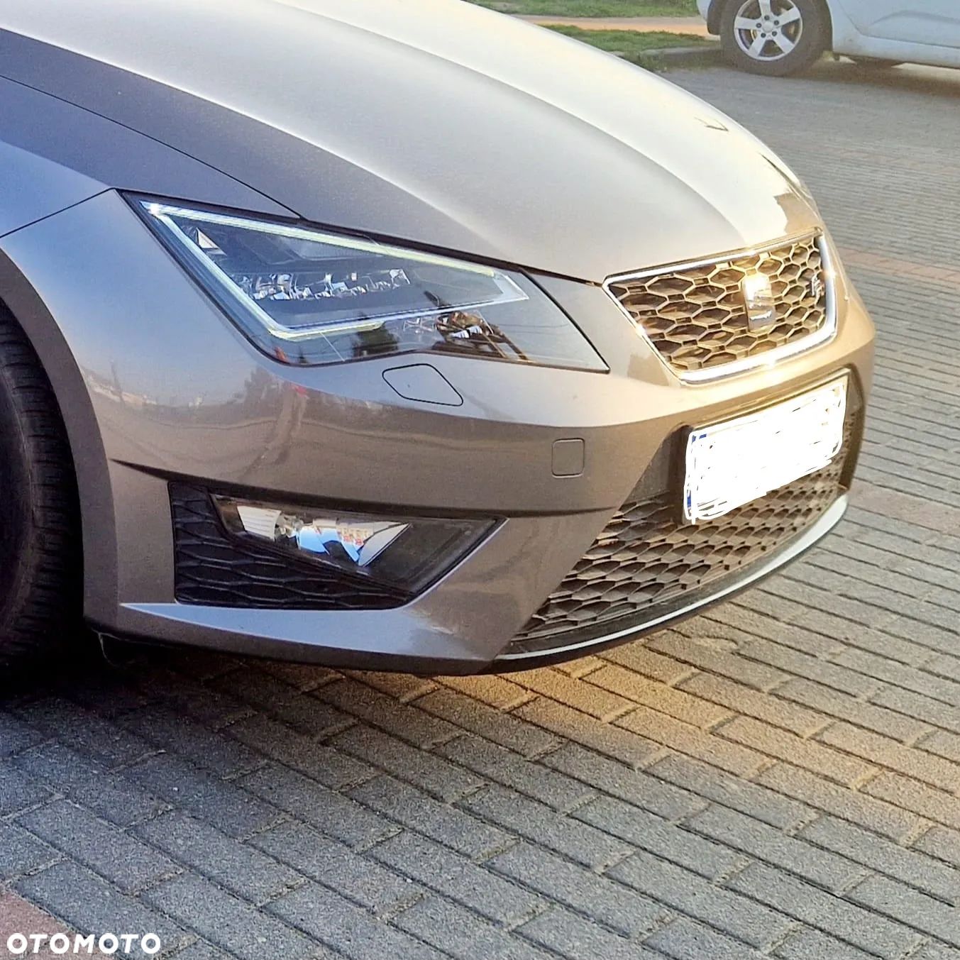 Seat Leon 2.0 TDI DPF Start&Stop DSG FR - 1
