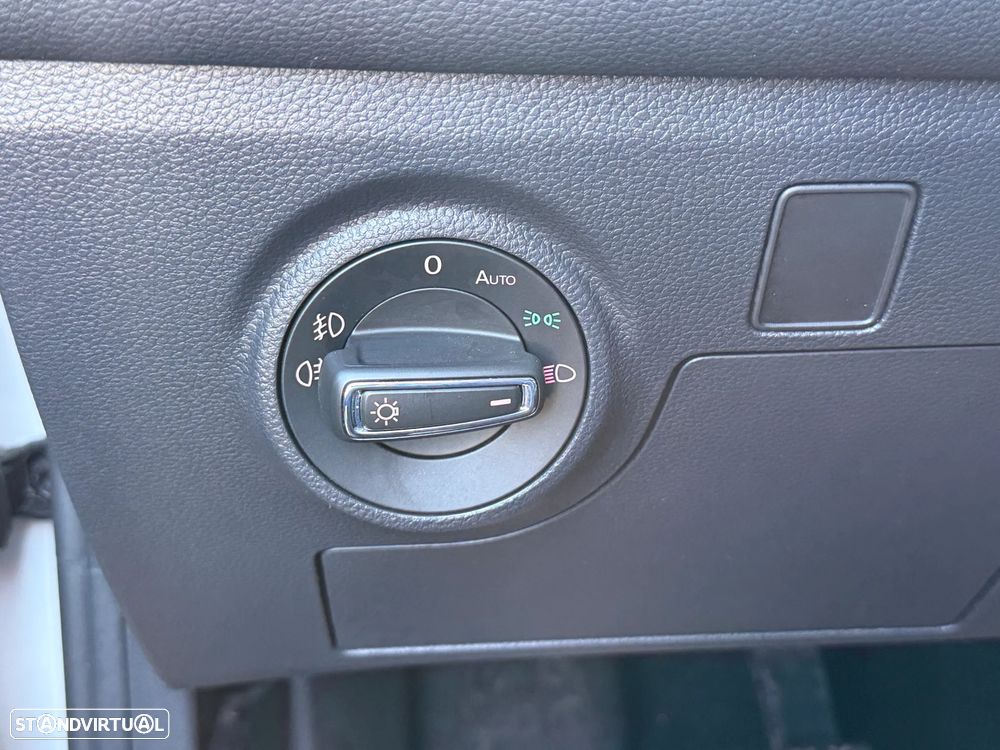 SEAT Arona 1.0 TSI FR - 26