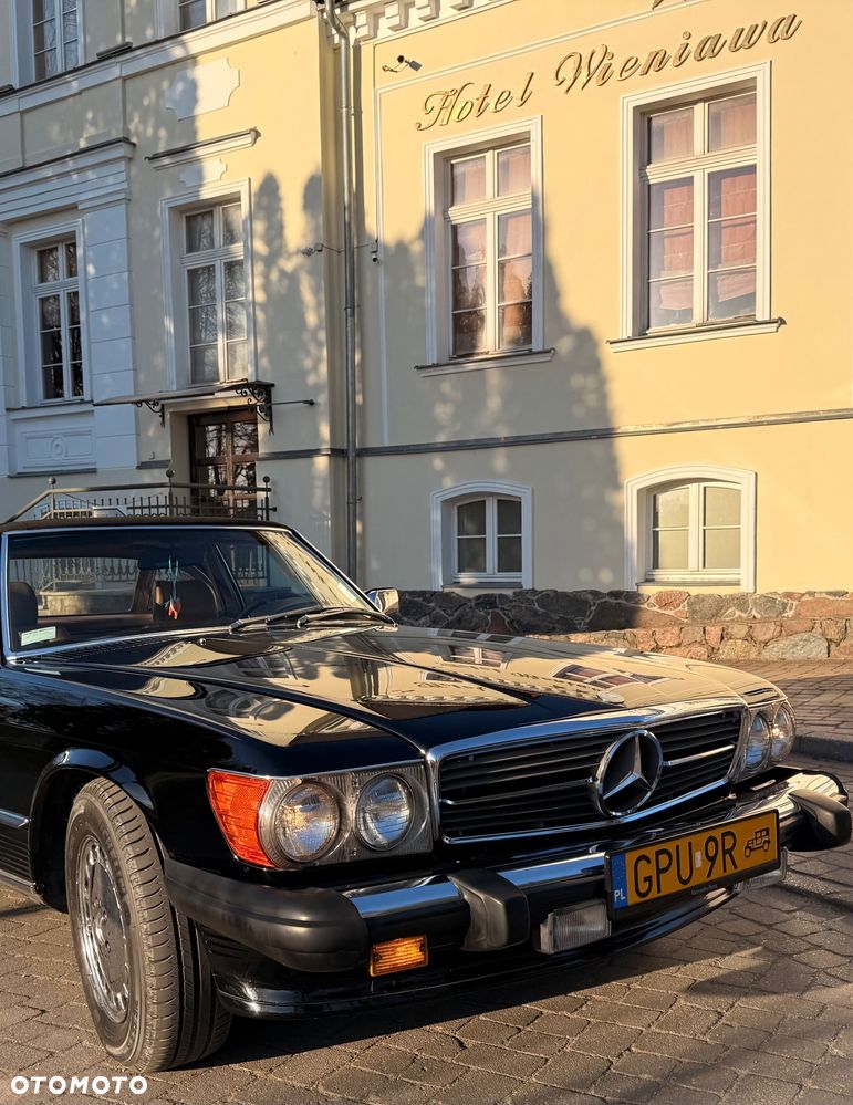 Mercedes-Benz SL - 24