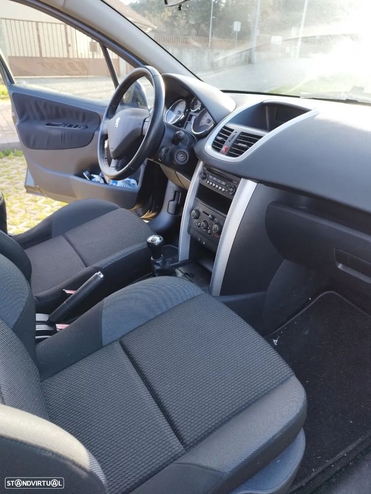 Peugeot 207 1.4 VTi Active - 5