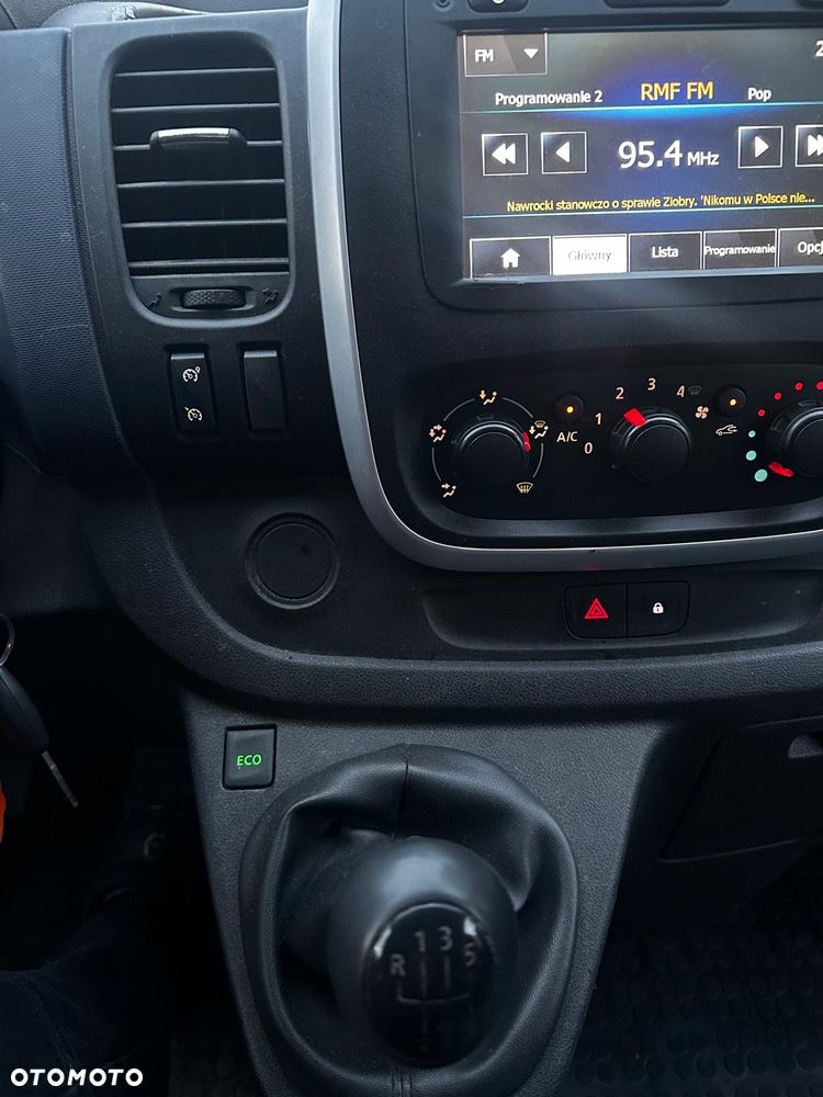 Opel Vivaro - 15