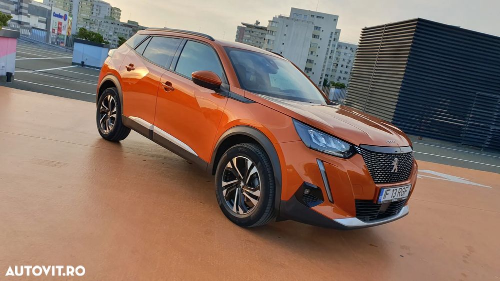Peugeot 2008 1.2 PureTech EAT8 STT GT - 4