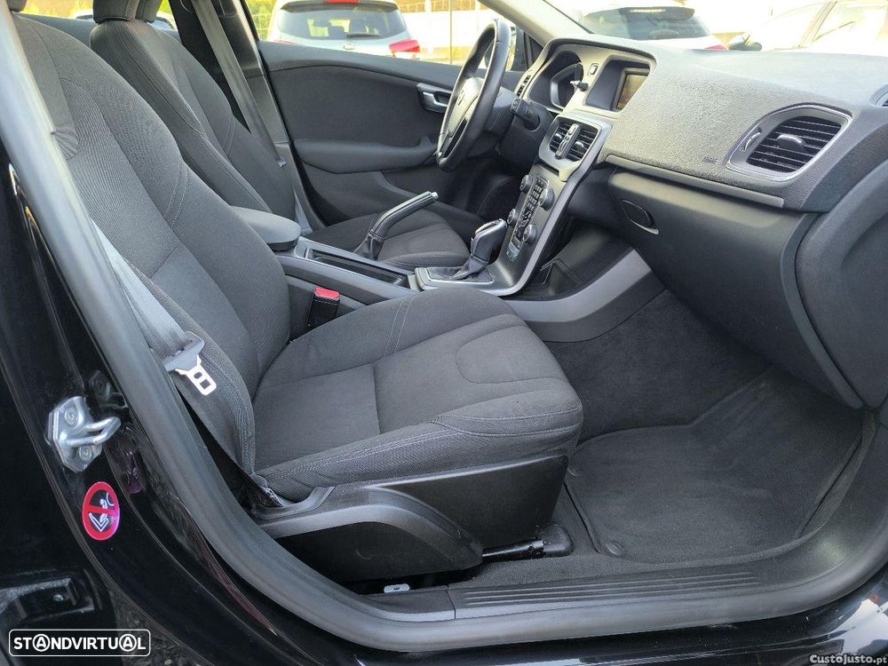 Volvo V40 2.0 D2 Inscription Geartronic - 9