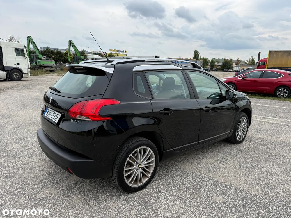 Peugeot 2008 PureTech 82 Allure - 8