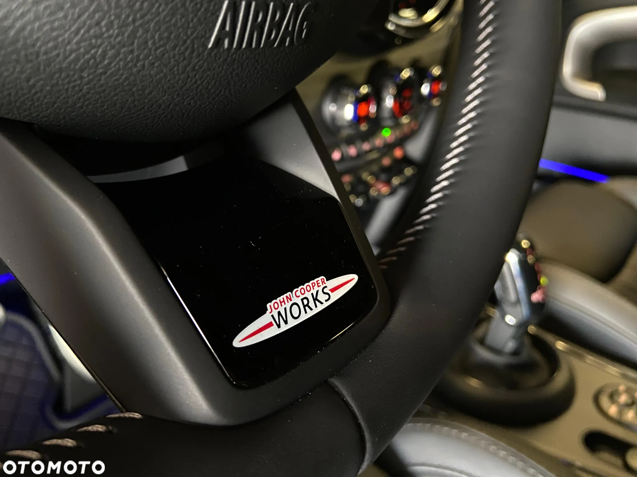 MINI John Cooper Works ALL4 sport - 13