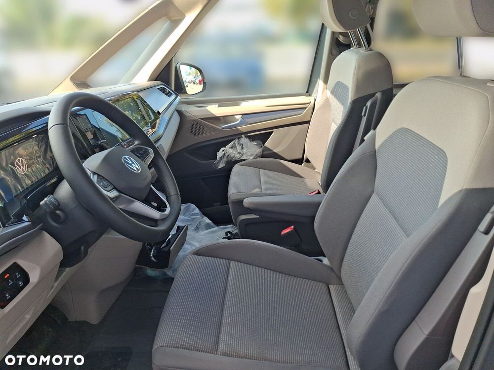 Volkswagen Multivan - 20