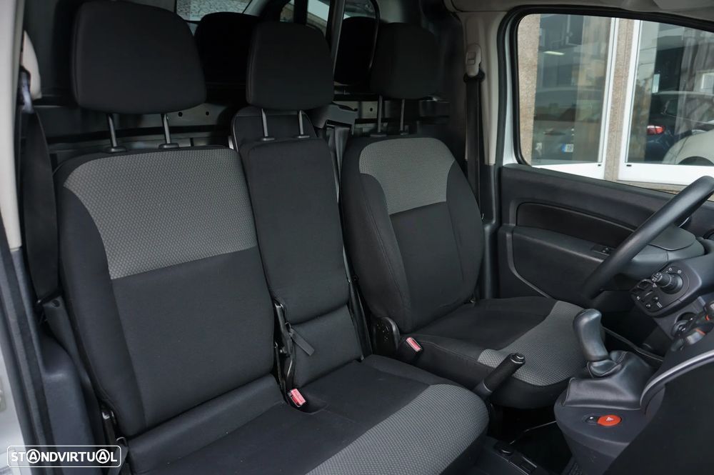 Renault Kangoo MAXI 1.5 DCI 3L IVA DEDUTIVEL - 17