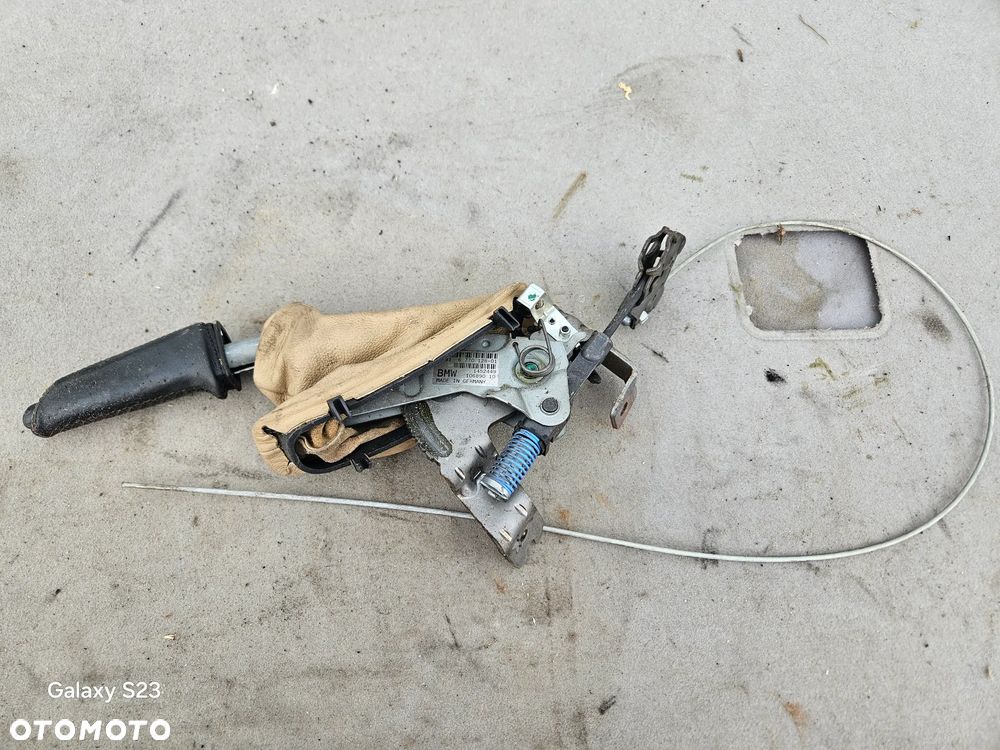 Dźwignia hamulca ręcznego mieszek BMW E60 E61 2006r 6770128