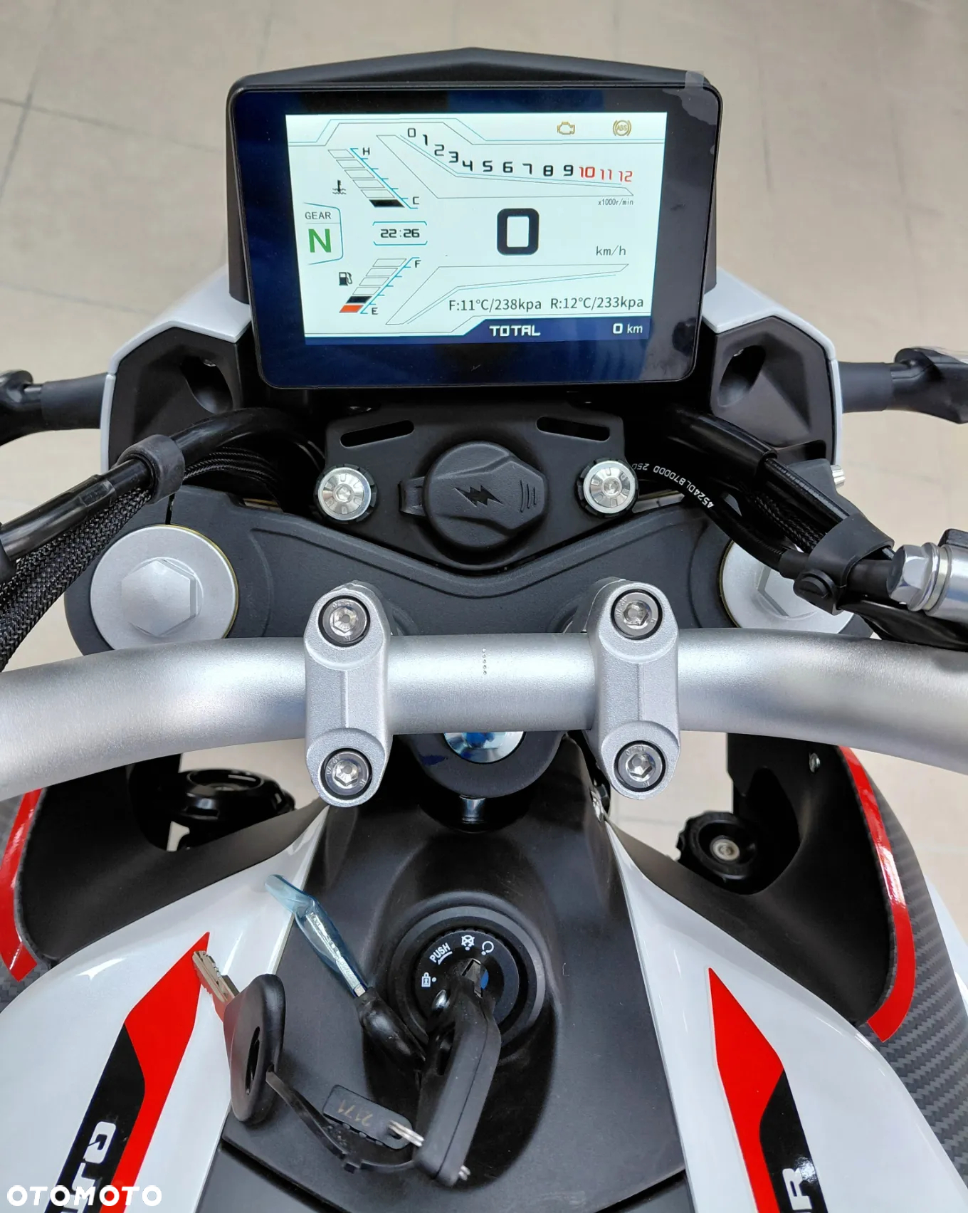QJMOTOR SRK 125S - 7
