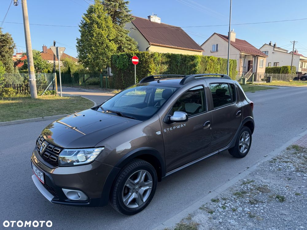 Dacia Sandero 0.9 TCe SL Celebration S&S - 16