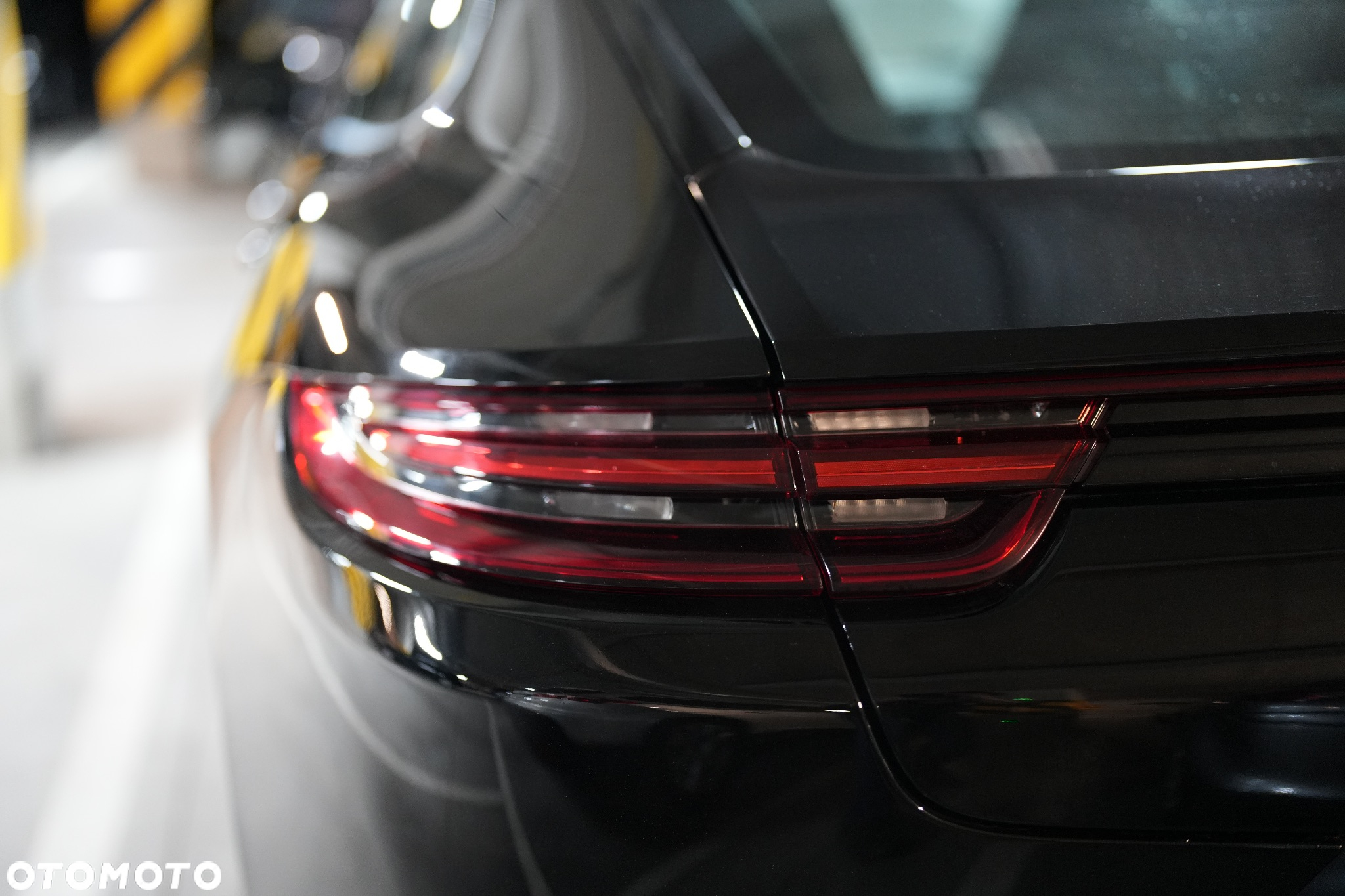 Porsche Panamera Standard - 10