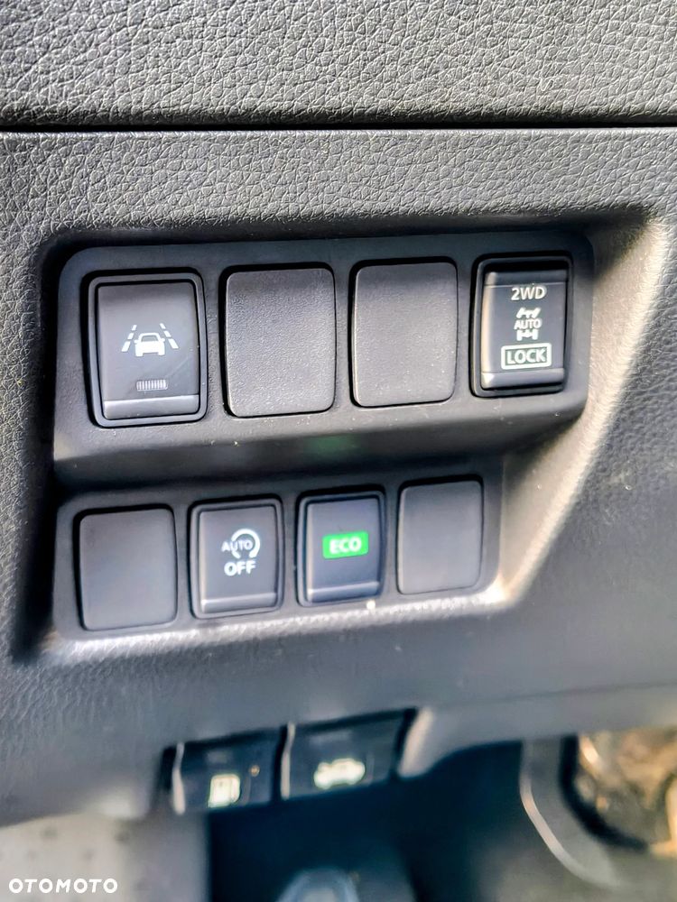 Nissan Qashqai 1.7 dCi 4x4 N-Connecta Xtronic - 5