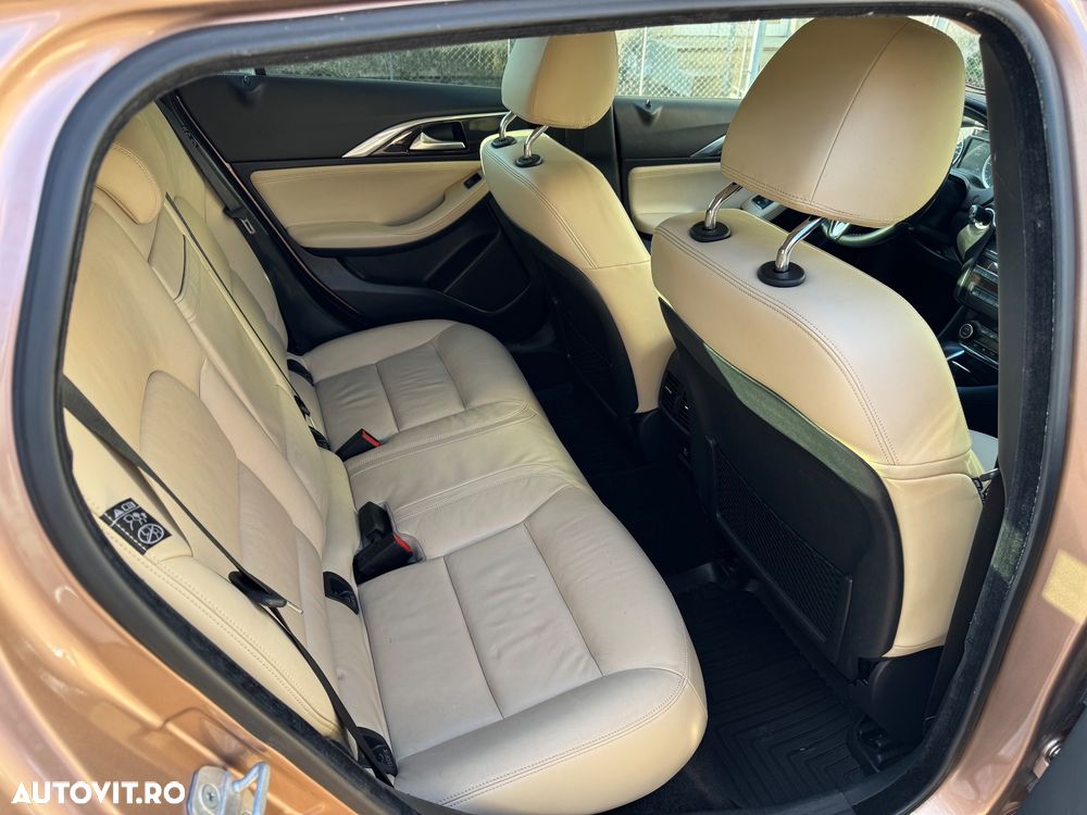 Infiniti Q30 2.2d DCT AWD Sport Tech - 23