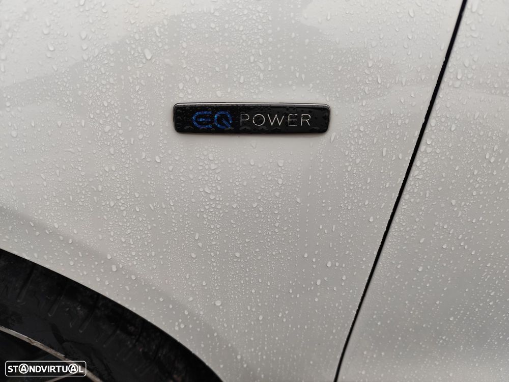 Mercedes-Benz CLA 250 e Shooting Brake AMG Line - 11