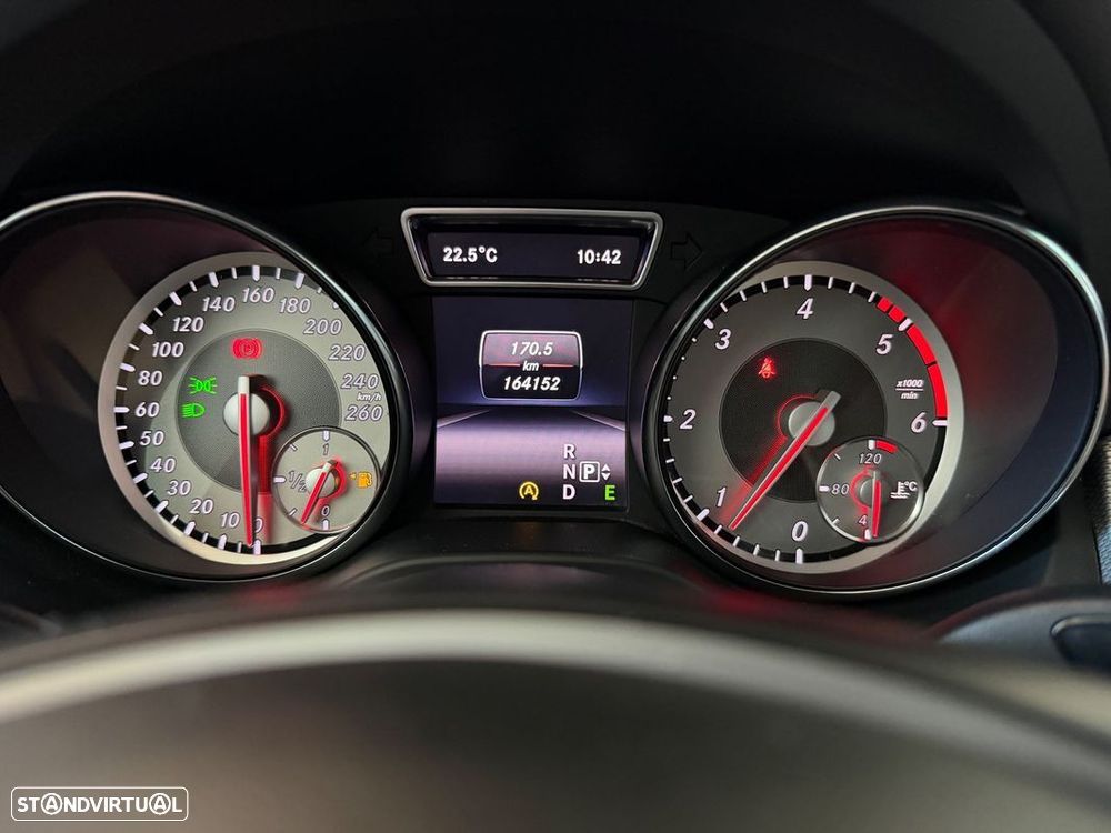 Mercedes-Benz CLA 220 d Urban Aut. - 15