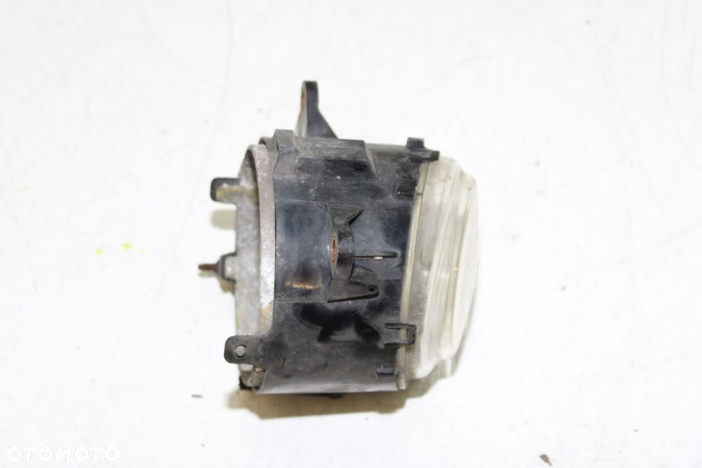 HALOGEN LEWY ORYGINAŁ Mercedes Actros MP4 - 7