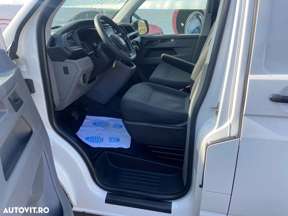 Volkswagen Transporter T6.1 - 27