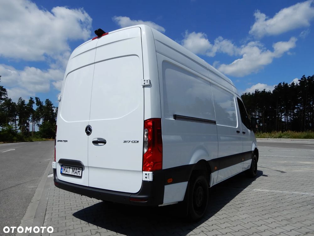 Mercedes-Benz Sprinter 317 CDI 170 Km L2H2 Furgon Blaszak Rozstaw Osi 3665 mm Serwis ASO Stan Jak Nowy UNIKAT - 9