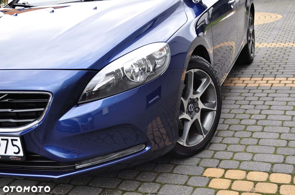 Volvo V40 D2 Ocean Race - 1