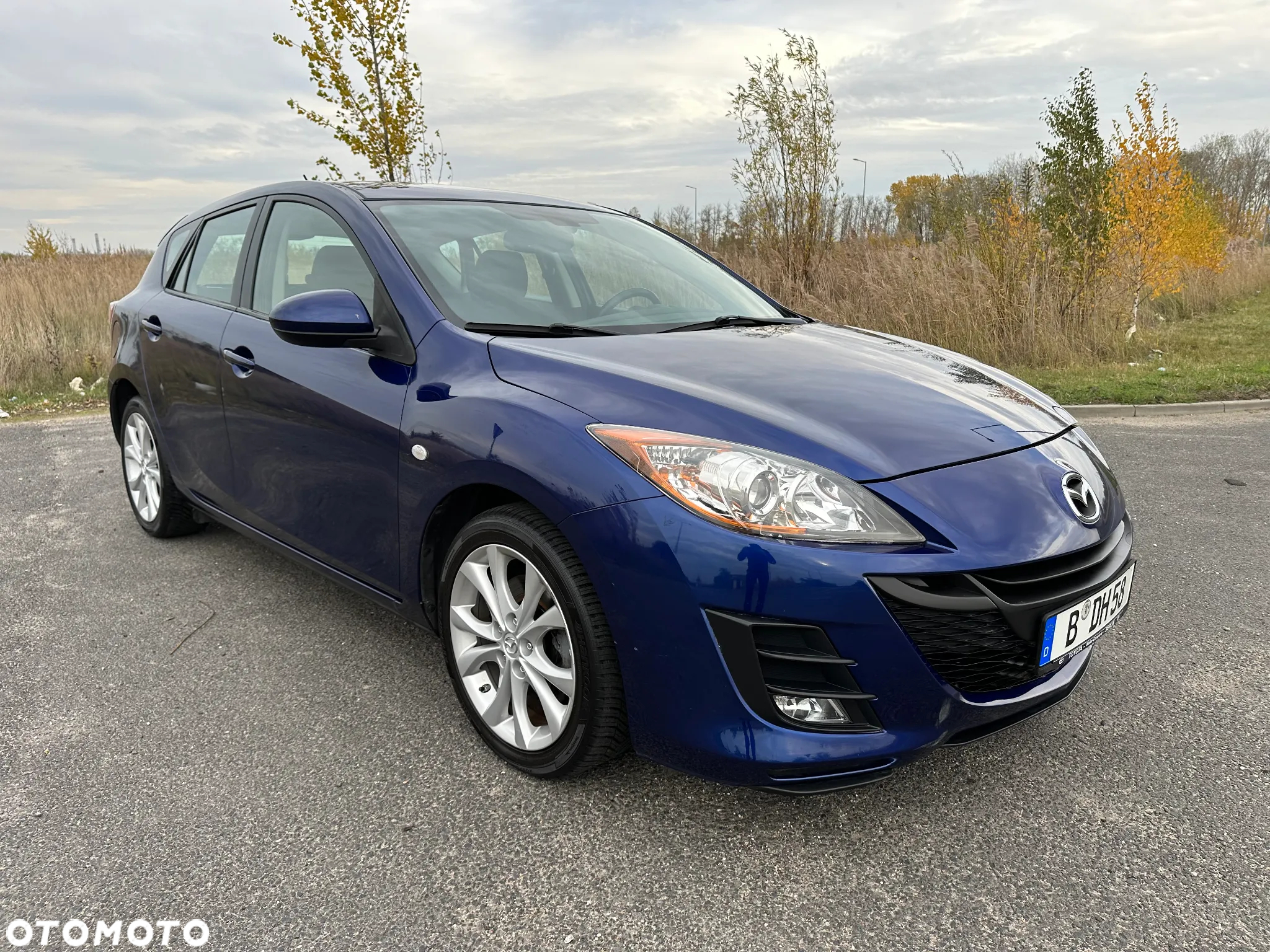 Mazda 3 2.0 Exclusive + - 9