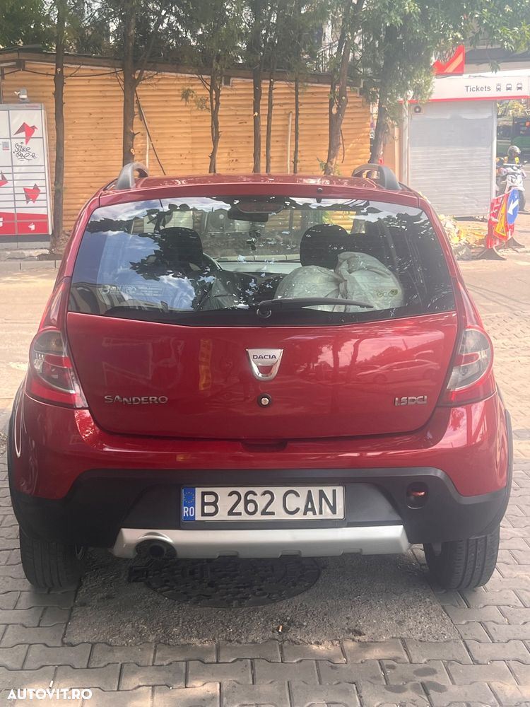 Dacia Sandero 1.5 DCI Stepway - 4