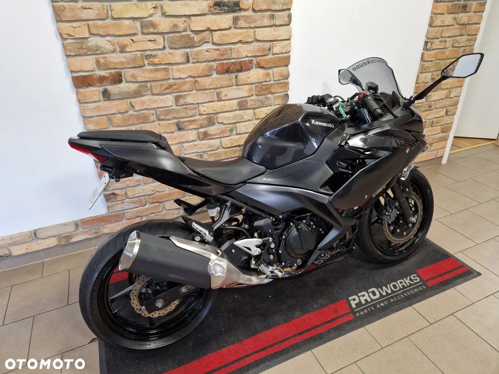 Kawasaki Ninja 400 - 3